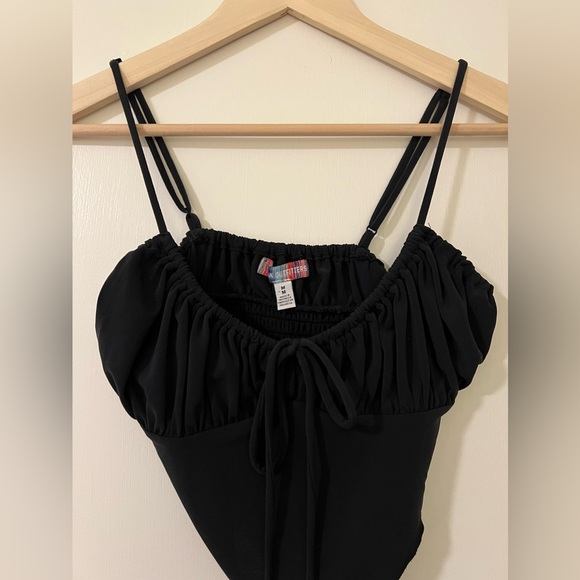 Urban Outfitters cami top - Picture 2 of 3